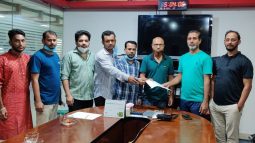 ‘ইনডেমনিটি’ নাটক প্রচার বন্ধে এস.সি.এস-কে স্মারকলিপি