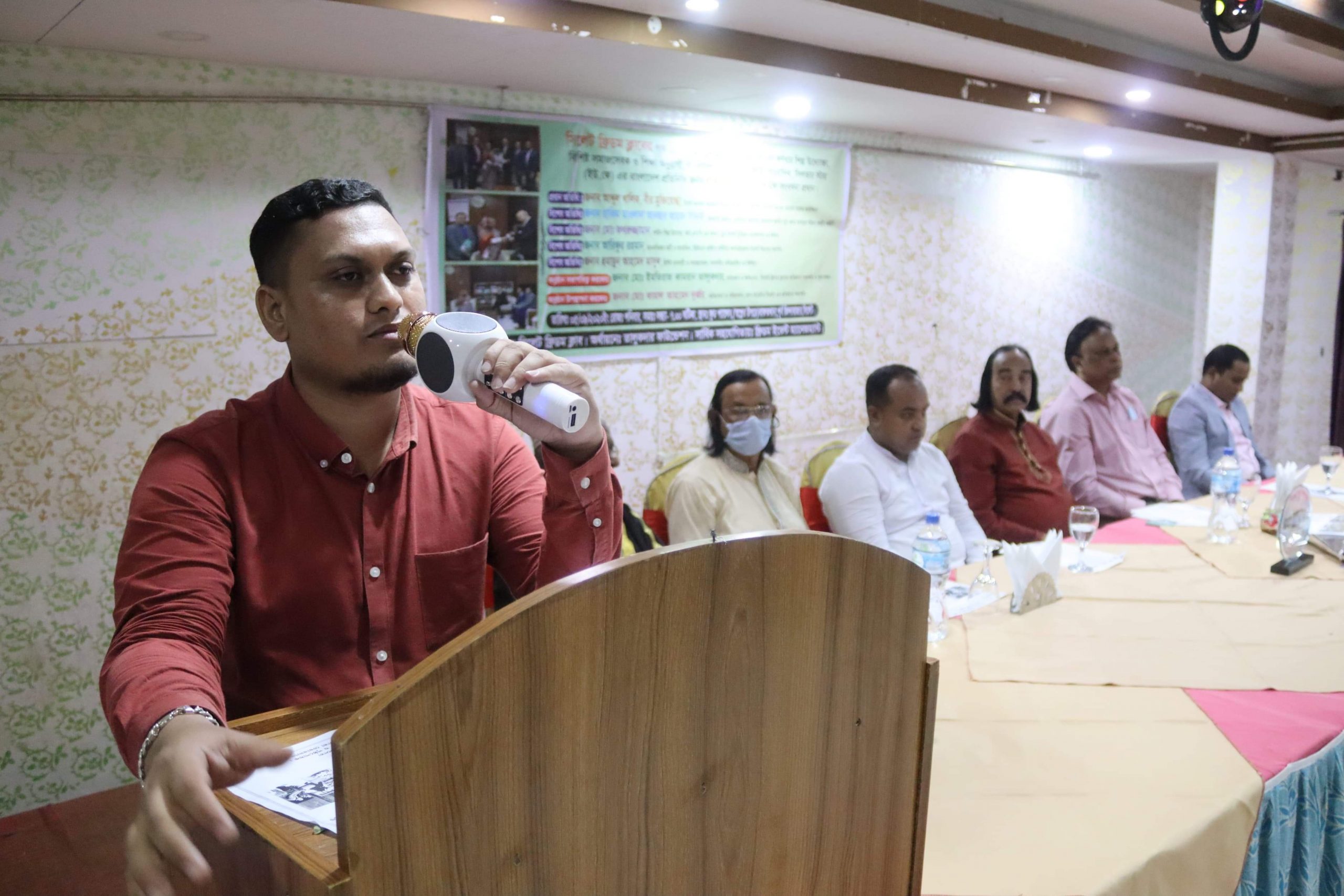 সিলভার স্টার ইউকের বাংলাদেশ প্রতিনিধি রফিকুল ইসলাম রনি-কে সিলেট ফ্রিডম ক্লাবের সংবর্ধনা ও সম্মাননা প্রদান