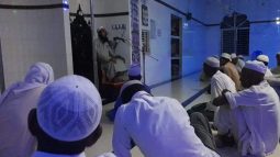 সিলেটের শাহপরান খানকায়ে মুমীনিয়ায় হেফাজতে আমীর স্মরণে দোয়া মাহফিল