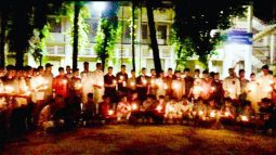 দেশব্যাপী ধর্ষণকারীদের শাস্তির দাবীতে ৭নং ওয়ার্ড ছাত্রলীগের মোমবাতি প্রজ্জ্বলন প্রতিবাদ সভা