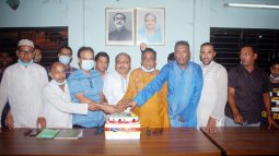 শেখ রাসেলের জন্মদিনে সিলেট মহানগর আওয়ামী লীগের দোয়া ও কেক কাটা সম্পন্ন