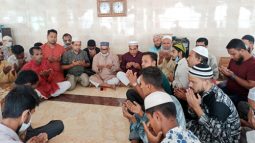 সিলেট মহানগর শ্রমিক লীগের উদ্যোগে দোয়া ও মিলাদ মাহফিল অনুষ্ঠিত