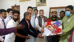 হোটেল নির্ভানার অতিথি আপ্যায়নে মুগ্ধ সাখাওয়াত হোসেন শফিক