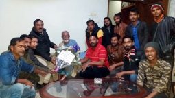 মহানগর আ’লীগের উপদেষ্টা মুক্তিযোদ্ধা শওকত আলী-কে কৃষক লীগের ফুলেল শুভেচ্ছা