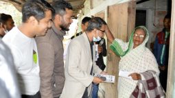 গোলাপগঞ্জ পৌরসভায় মেয়র প্রার্থী জাকারিয়া আহমদ পাপলুর গণসংযোগ