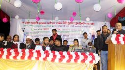 পুরান তেতলী মোকামবাড়ী ডে-নাইট মিনি ফুটবল টুর্নামেন্টের পুরস্কার বিতরণ অনুষ্ঠিত