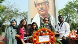 জাতির পিতার প্রতিকৃতিতে মা ফাউন্ডেশন বাংলাদেশ সিলেটের শ্রদ্ধা নিবেদন