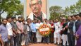 জাতির পিতা বঙ্গবন্ধু শেখ মুজিবুর রহমানের জন্মদিনে বঙ্গবন্ধুর প্রতিকৃতিতে শ্রদ্ধা নিবেদন করেছে সিলেট মহানগর শ্রমিক লীগ