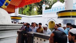 সিলেটে মাজার জিয়ারতের মাধ্যমে যাত্রা করলো কোকো স্মৃতি পরিষদ