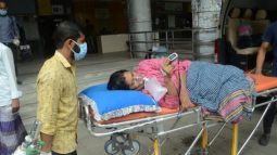 শিথিল লকডাউনে করোনা হাসপাতালে বিপর্যয়